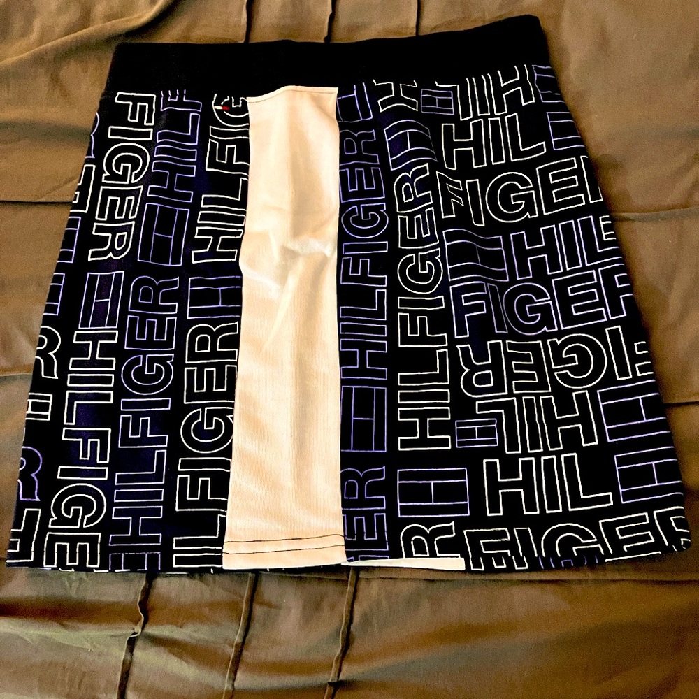 Tommy Hilfiger mini skirt